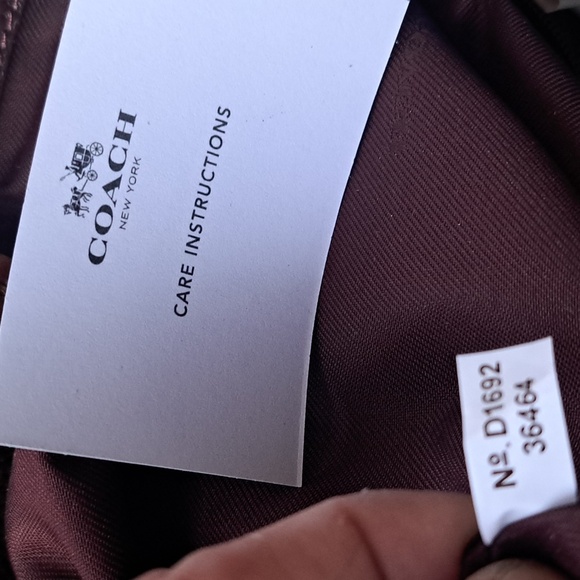 🎁 NEW COACH EDIE 31 Turnlock Burgundy, Oxblood Pebble Leather Shoulder B - Picture 16 of 16